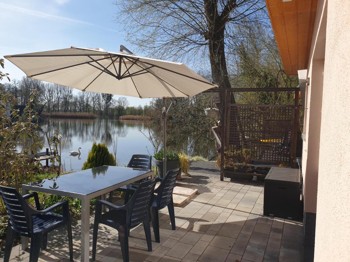Ferienoase An Der Wublitz Villa Potsdam Exterior foto