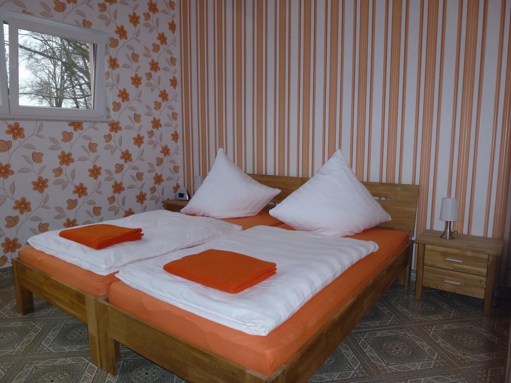 Ferienoase An Der Wublitz Villa Potsdam Exterior foto